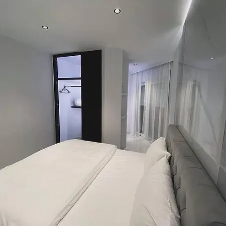 Suncity Luxury Apartment Tirana